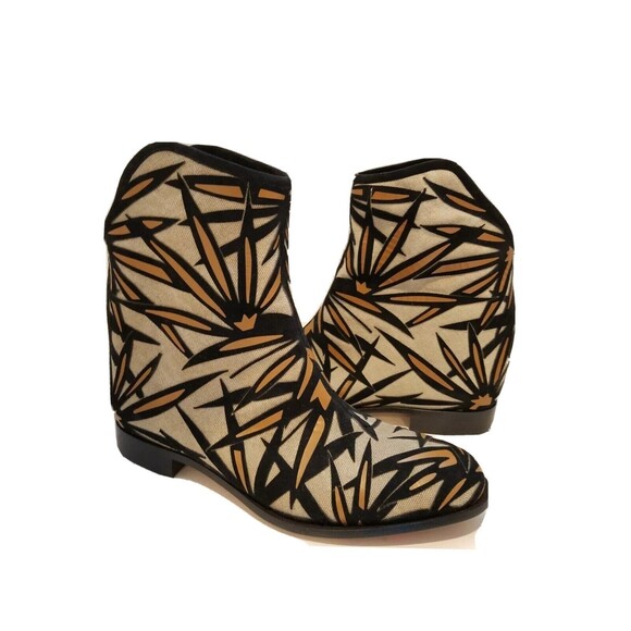 Jimmy Choo boots women Ankle Canvas Linen Black Palm leaf zip 6.5 37 new RARE - Picture 1 of 7